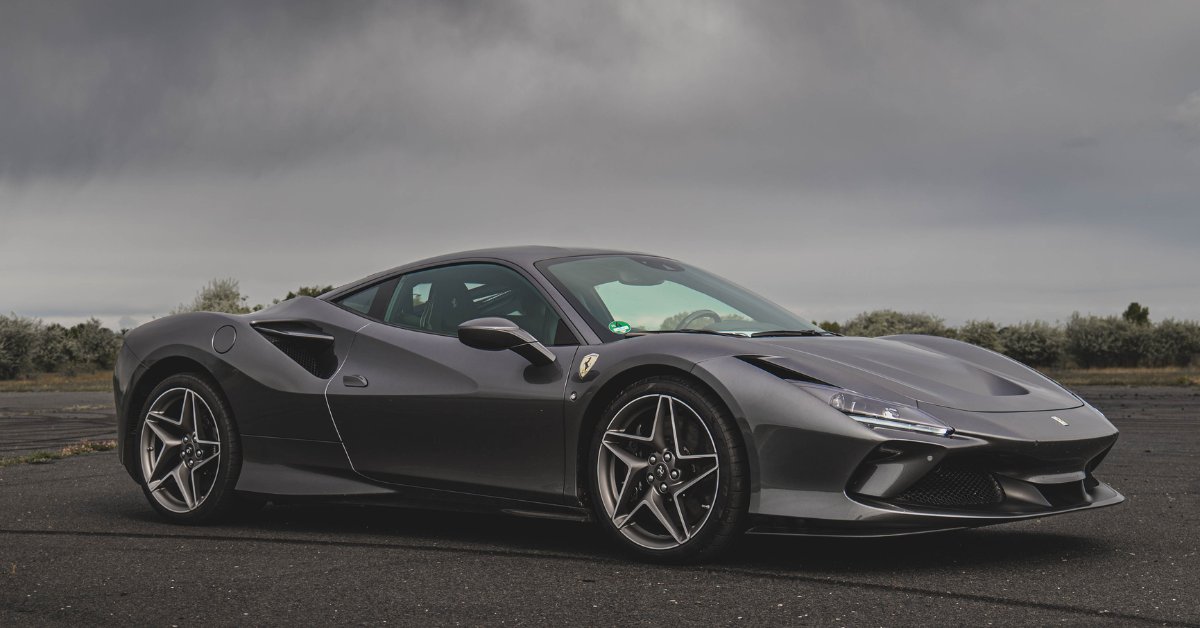 Ferrari F8 Tributo vezetés